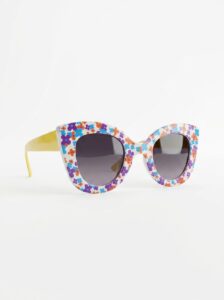 sunglasses showcased on white girl printed sunglass.jpeg3